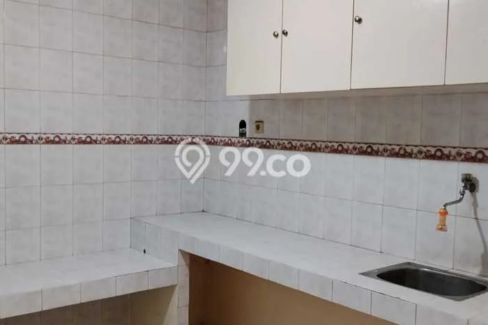 Disewakan Rumah Murah di Green Garden Jakarta Barat dengan 2 Kamar Tidur Disewakan Rumah Murah di Green Garden Jakarta Barat dengan 2 Kamar Tidur