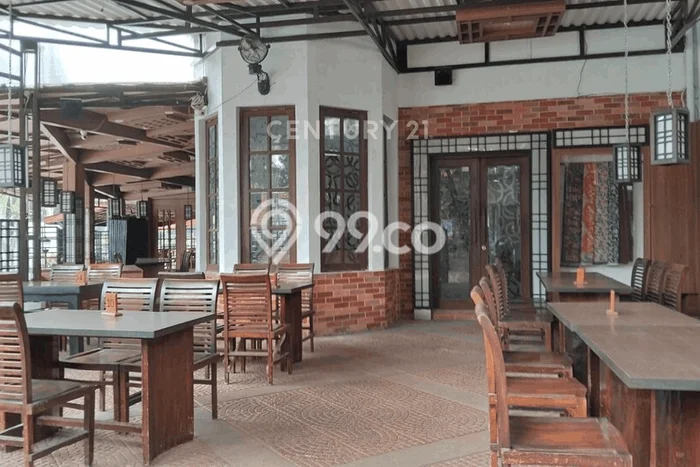 Ruko disewakan di Gunung Putri Bogor dengan luas bangunan 800m2 Ruko disewakan di Gunung Putri Bogor dengan luas bangunan 800m2