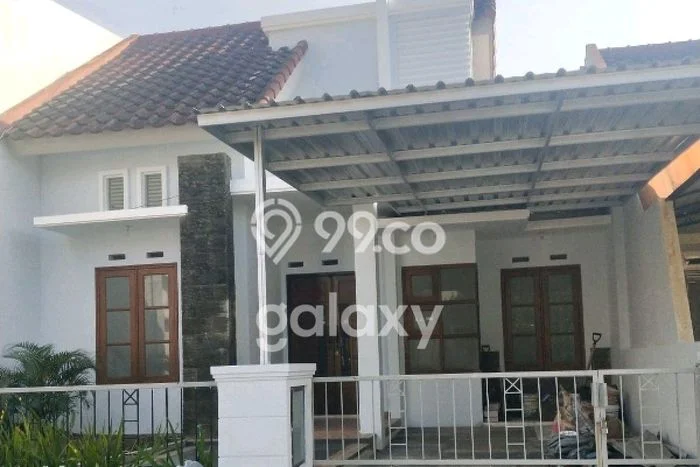 Rumah Minimalis 3 Kamar LT 130m2 di Villa Puncak Tidar Rumah Minimalis 3 Kamar LT 130m2 di Villa Puncak Tidar
