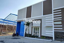 Gudang Strategis Kawasan Singosari, Luas 335m2m², Jalan Utama, Tingkat Keramaian Tinggi Gudang Strategis Kawasan Singosari, Luas 335m2m², Jalan Utama, Tingkat Keramaian Tinggi