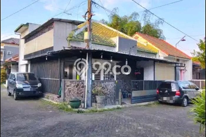 PROPERTI PILIHAN! Rumah area Malang Kota, Luas 135m2m² LB 110m2m² PROPERTI PILIHAN! Rumah area Malang Kota, Luas 135m2m² LB 110m2m²