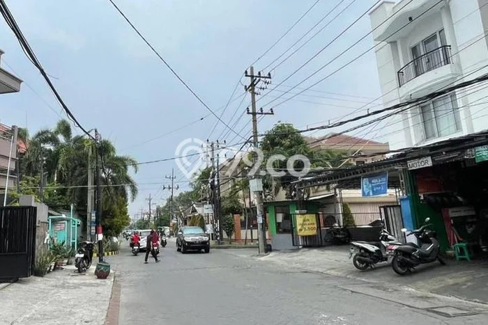 Dijual Rumah 4 Kamar Lokasi Strategis Bagus dan Strategis di Sambikerep Dijual Rumah 4 Kamar Lokasi Strategis Bagus dan Strategis di Sambikerep