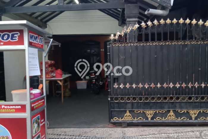 Dijual Cepat Rumah Siap Huni LT 130m2 LB 260m2 di Surabaya Cocok untuk Hunian Dijual Cepat Rumah Siap Huni LT 130m2 LB 260m2 di Surabaya Cocok untuk Hunian