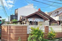 Rumah Luas Asri 3 KT Siap Pakai di Bintaro Tangerang Selatan Rumah Luas Asri 3 KT Siap Pakai di Bintaro Tangerang Selatan