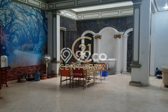 Hunian Eksklusif Siap Huni LT 275m2 di Pesanggrahan, Jakarta Selatan Hunian Eksklusif Siap Huni LT 275m2 di Pesanggrahan, Jakarta Selatan