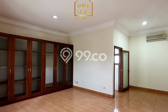 Rumah Elit Modern Tanpa Renovasi di patra kuningan Jakarta Selatan Rumah Elit Modern Tanpa Renovasi di patra kuningan Jakarta Selatan