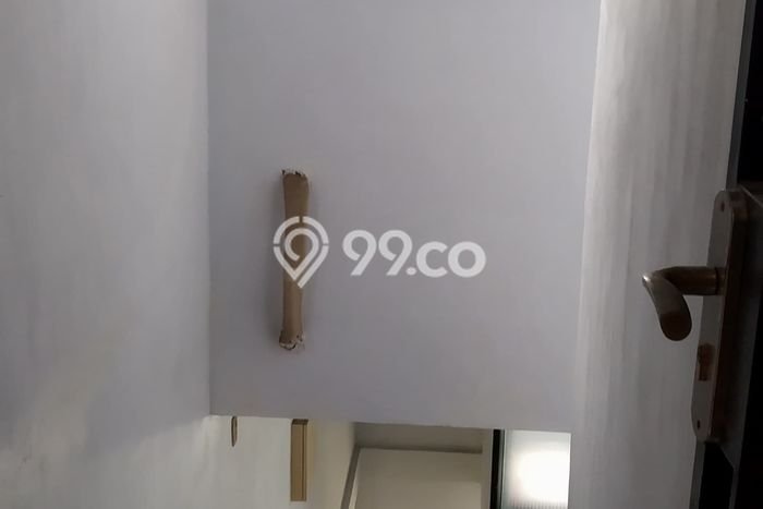 Unit Ruko Dijual di Jakarta Barat LT 233m2 & LB 500m2 Unit Ruko Dijual di Jakarta Barat LT 233m2 & LB 500m2