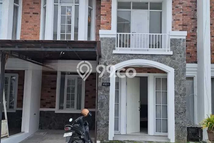 Lokasi strategis! Rumah siap huni disewakan di Tegal Barat LB 70m2 Lokasi strategis! Rumah siap huni disewakan di Tegal Barat LB 70m2