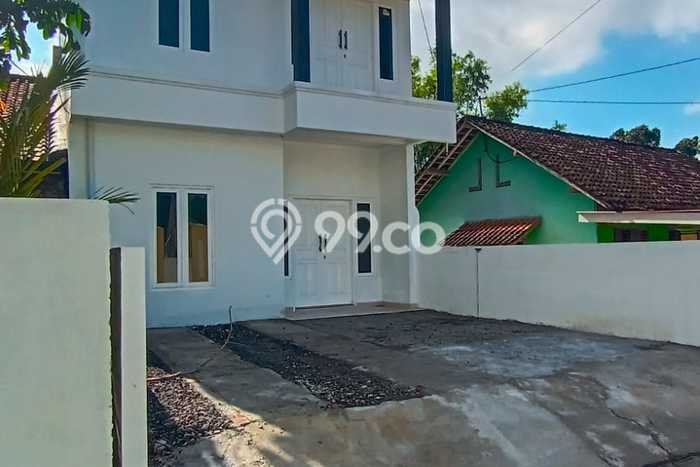 Jual Rumah Strategis Bagus Punya 3 KT di Kalasan Sleman SHM Jual Rumah Strategis Bagus Punya 3 KT di Kalasan Sleman SHM