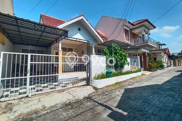 Dijual Cepat Rumah Favorit Siap Huni LB 100m2 di Kalasan, Sleman Dijual Cepat Rumah Favorit Siap Huni LB 100m2 di Kalasan, Sleman