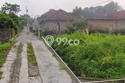 Jarang Ada! Tanah di Ngemplak Punya Luas 204m2 SHM Jarang Ada! Tanah di Ngemplak Punya Luas 204m2 SHM