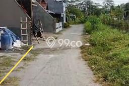 Kavling Tanah di Ngaglik Dijual Luas 125m2 Legalitas SHM Kavling Tanah di Ngaglik Dijual Luas 125m2 Legalitas SHM