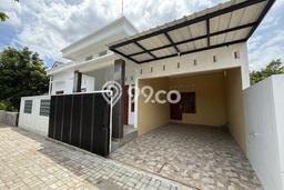 Jual Rumah Strategis Bagus Punya 3 KT di Kalasan Sleman SHM Jual Rumah Strategis Bagus Punya 3 KT di Kalasan Sleman SHM