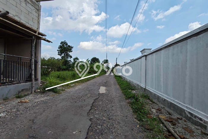 Tanah Dijual di Yogyakarta Seluas 233m2 Strategis Tanah Dijual di Yogyakarta Seluas 233m2 Strategis