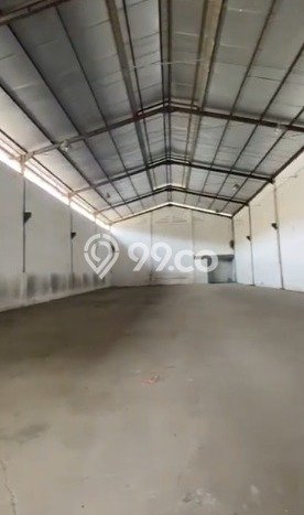 Gudang Disewa di Tangerang dengan LB 627m2 Area Komersial Ramai Gudang Disewa di Tangerang dengan LB 627m2 Area Komersial Ramai