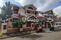 Rumah di Depok, Area Strategis, 4 KM Rumah di Depok, Area Strategis, 4 KM