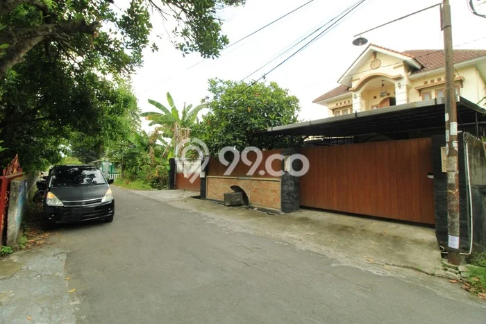Rumah Mewah Siap Huni LT 702m2 di Kalasan, Sleman Rumah Mewah Siap Huni LT 702m2 di Kalasan, Sleman