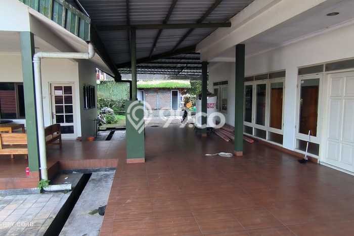 Jual Murah Rumah dengan Luas Tanah 4222m2m² dan Luas Bangunan 450m2m² di Area Pakem, Sleman Jual Murah Rumah dengan Luas Tanah 4222m2m² dan Luas Bangunan 450m2m² di Area Pakem, Sleman