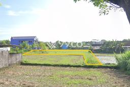 Tanah Lokasi Potensial di Banguntapan, Luas 699m2m², Dekat ke Pusat Kota Tanah Lokasi Potensial di Banguntapan, Luas 699m2m², Dekat ke Pusat Kota