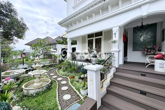 Rumah Mewah Dijual LT 400m2 di Padalarang, Bandung Barat Rumah Mewah Dijual LT 400m2 di Padalarang, Bandung Barat