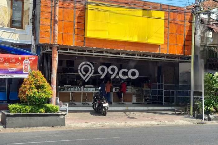 LOKASI STRATEGIS! Ruko di Mantrijeron, Luas 640m², Keramaian Tinggi LOKASI STRATEGIS! Ruko di Mantrijeron, Luas 640m², Keramaian Tinggi