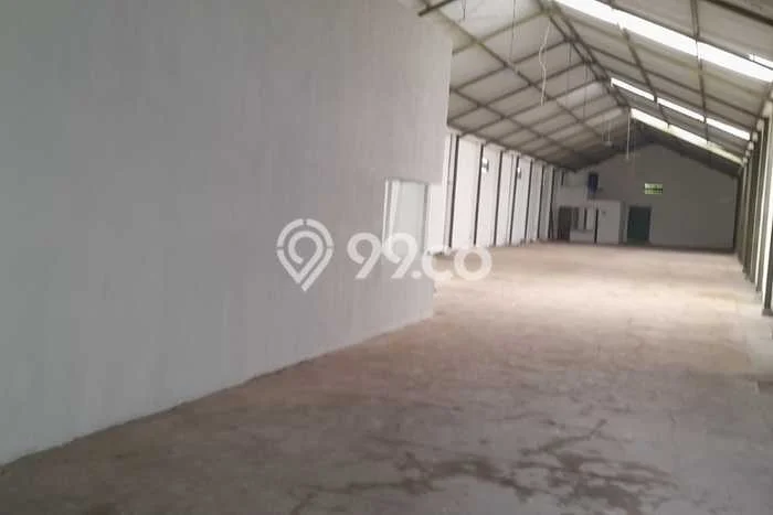 LOKASI POTENSIAL! Gudang Disewakan di Kalasan, Luas 400m2m², Ready Bisnis LOKASI POTENSIAL! Gudang Disewakan di Kalasan, Luas 400m2m², Ready Bisnis