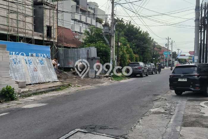 Ruko Disewa di Sleman dengan LB 180m2 Area Komersial Ramai Ruko Disewa di Sleman dengan LB 180m2 Area Komersial Ramai