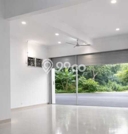 Ruko Usaha Dijual di Piyungan Bantul LT 299m2 & LB 193m2 Ruko Usaha Dijual di Piyungan Bantul LT 299m2 & LB 193m2