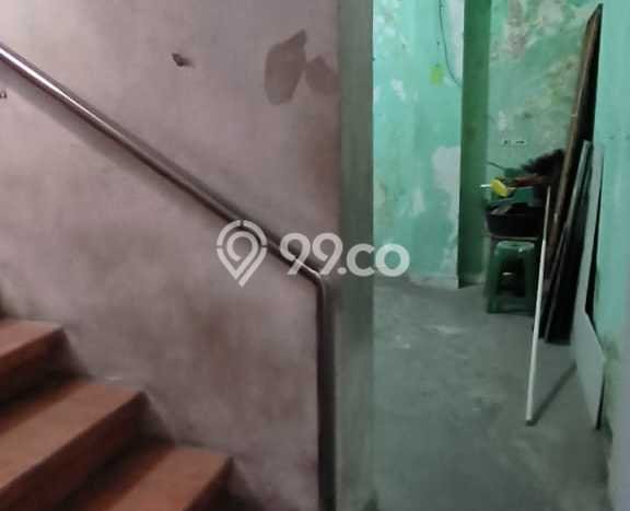 Unit Komersial Disewa Lokasi Depok, Sleman Spesifikasi Luas Bangunan 135m2 Unit Komersial Disewa Lokasi Depok, Sleman Spesifikasi Luas Bangunan 135m2