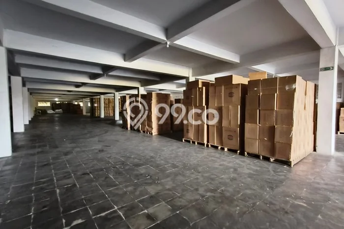 Unit Gudang Disewa Lokasi Sleman, Sleman Spesifikasi Luas Bangunan 4000m2 Unit Gudang Disewa Lokasi Sleman, Sleman Spesifikasi Luas Bangunan 4000m2
