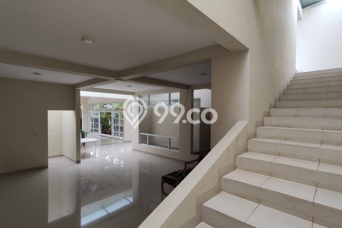 INVESTASI POTENSIAL! Vila Kawasan Kraton, Luas 816m2m², Lokasi Prima INVESTASI POTENSIAL! Vila Kawasan Kraton, Luas 816m2m², Lokasi Prima