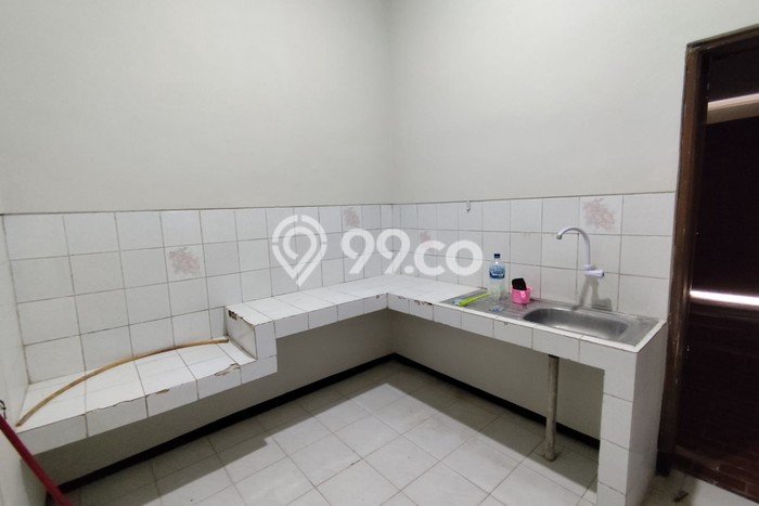 SPECIAL PRICE! Rumah di Kasihan, 4 KT, Akses Mudah Pusat Kota, Luas 200m2m² LB 150m2m² SPECIAL PRICE! Rumah di Kasihan, 4 KT, Akses Mudah Pusat Kota, Luas 200m2m² LB 150m2m²