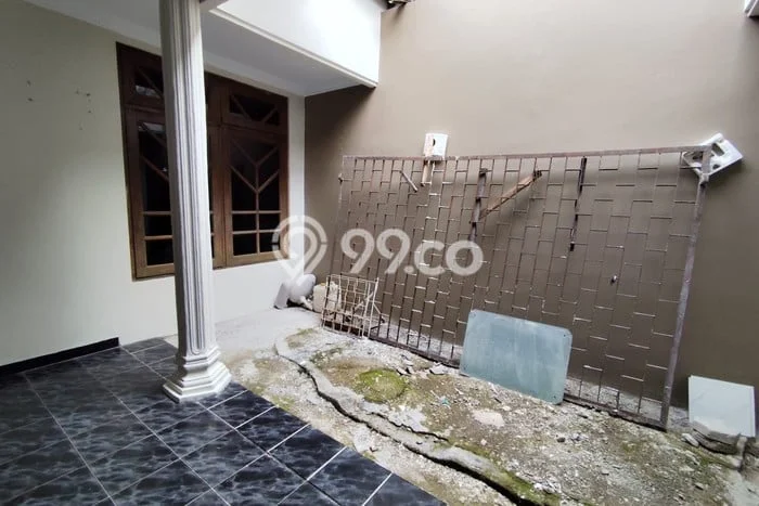 SPECIAL PRICE! Rumah di Kasihan, 4 KT, Akses Mudah Pusat Kota, Luas 200m2m² LB 150m2m² SPECIAL PRICE! Rumah di Kasihan, 4 KT, Akses Mudah Pusat Kota, Luas 200m2m² LB 150m2m²