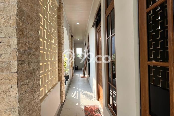 Rumah Kost untuk Dijual di Sleman dengan 6 KT, 6 KM, Luas 160m2 Rumah Kost untuk Dijual di Sleman dengan 6 KT, 6 KM, Luas 160m2