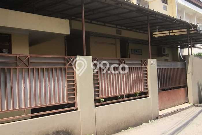 Kos-kosan Dijual di Pasar Minggu, Jakarta Selatan, 35 KT, 35 KM, Bangunan 300m2 Kos-kosan Dijual di Pasar Minggu, Jakarta Selatan, 35 KT, 35 KM, Bangunan 300m2