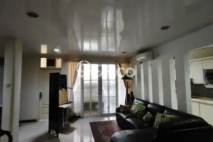 Jual Rumah Bagus Siap Huni LB 200m2 di Ciputat Timur, Tangerang Selatan Jual Rumah Bagus Siap Huni LB 200m2 di Ciputat Timur, Tangerang Selatan