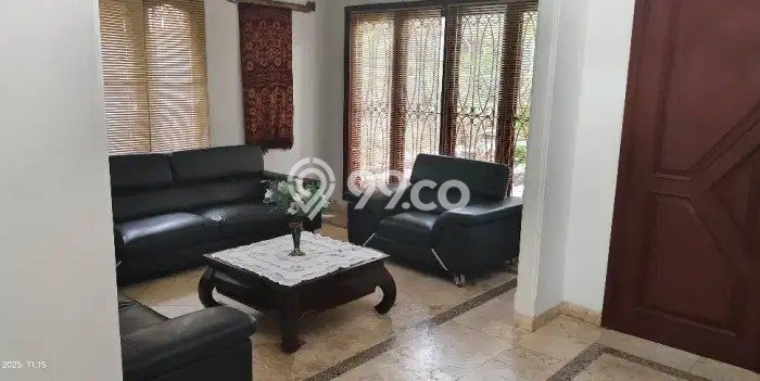 Rumah Elit LB 250m2 Siap Huni Desain Elegan di Ragunan, Jakarta Selatan Rumah Elit LB 250m2 Siap Huni Desain Elegan di Ragunan, Jakarta Selatan