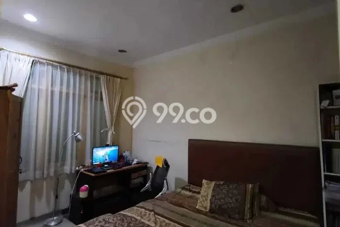 Jual Rumah Bagus Siap Huni LB 200m2 di Ciputat Timur, Tangerang Selatan Jual Rumah Bagus Siap Huni LB 200m2 di Ciputat Timur, Tangerang Selatan