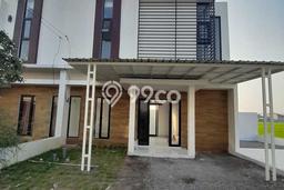 Rumah lokasi Candi, Sidoarjo, LT 94m2m² Bangunan 55m2m² Rumah lokasi Candi, Sidoarjo, LT 94m2m² Bangunan 55m2m²