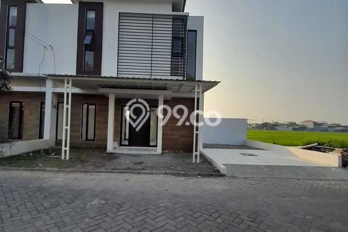 Rumah lokasi Candi, Sidoarjo, LT 94m2m² Bangunan 55m2m² Rumah lokasi Candi, Sidoarjo, LT 94m2m² Bangunan 55m2m²