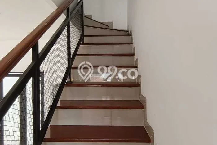 Dijual Rumah Strategis Bagus Punya 3 KT di Ciracas Jakarta Timur SHM Dijual Rumah Strategis Bagus Punya 3 KT di Ciracas Jakarta Timur SHM
