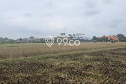 Tanah Kavling Dijual di Seminyak, Badung dengan Luas Tanah 1350m2 Tanah Kavling Dijual di Seminyak, Badung dengan Luas Tanah 1350m2