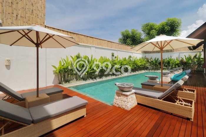 For Sale! Luxury House LT 813m2 Desain Elegan di Bukit For Sale! Luxury House LT 813m2 Desain Elegan di Bukit