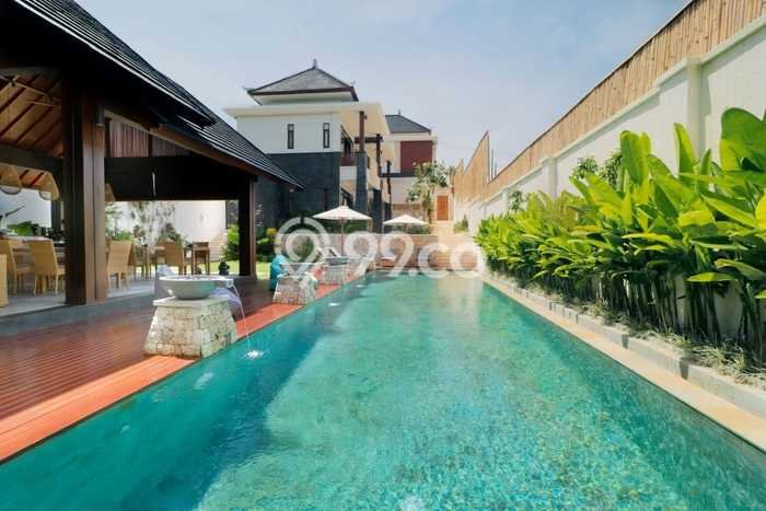 For Sale! Luxury House LT 813m2 Desain Elegan di Bukit For Sale! Luxury House LT 813m2 Desain Elegan di Bukit