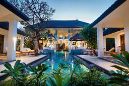 For Sale! Premium House LT 1250m2 Desain Modern di Kerobokan For Sale! Premium House LT 1250m2 Desain Modern di Kerobokan