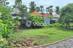 Lahan Dijual Lokasi Strategis di Badung dengan Luas 200m2 Lahan Dijual Lokasi Strategis di Badung dengan Luas 200m2
