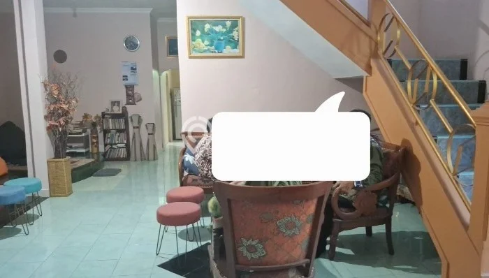 Rumah di Maguwoharjo, Yogyakarta, Luas 183m² LB 240m² - INVESTASI TERBAIK! Rumah di Maguwoharjo, Yogyakarta, Luas 183m² LB 240m² - INVESTASI TERBAIK!