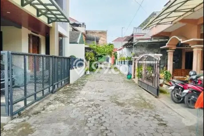 Lahan Dijual Lokasi Strategis di Sleman dengan Luas 317m2 Lahan Dijual Lokasi Strategis di Sleman dengan Luas 317m2