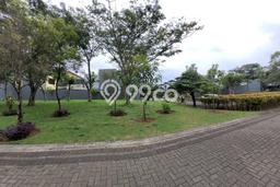 Tanah Dijual Area Strategis di BSD Tangerang 300m2 Tanah Dijual Area Strategis di BSD Tangerang 300m2