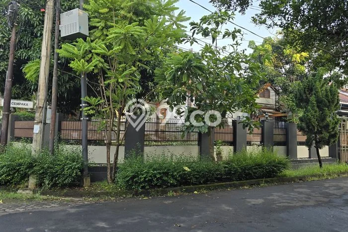 Hunian Elit LB 160m2 Siap Huni Desain Elegan di BSD Griya Loka, Tangerang Hunian Elit LB 160m2 Siap Huni Desain Elegan di BSD Griya Loka, Tangerang